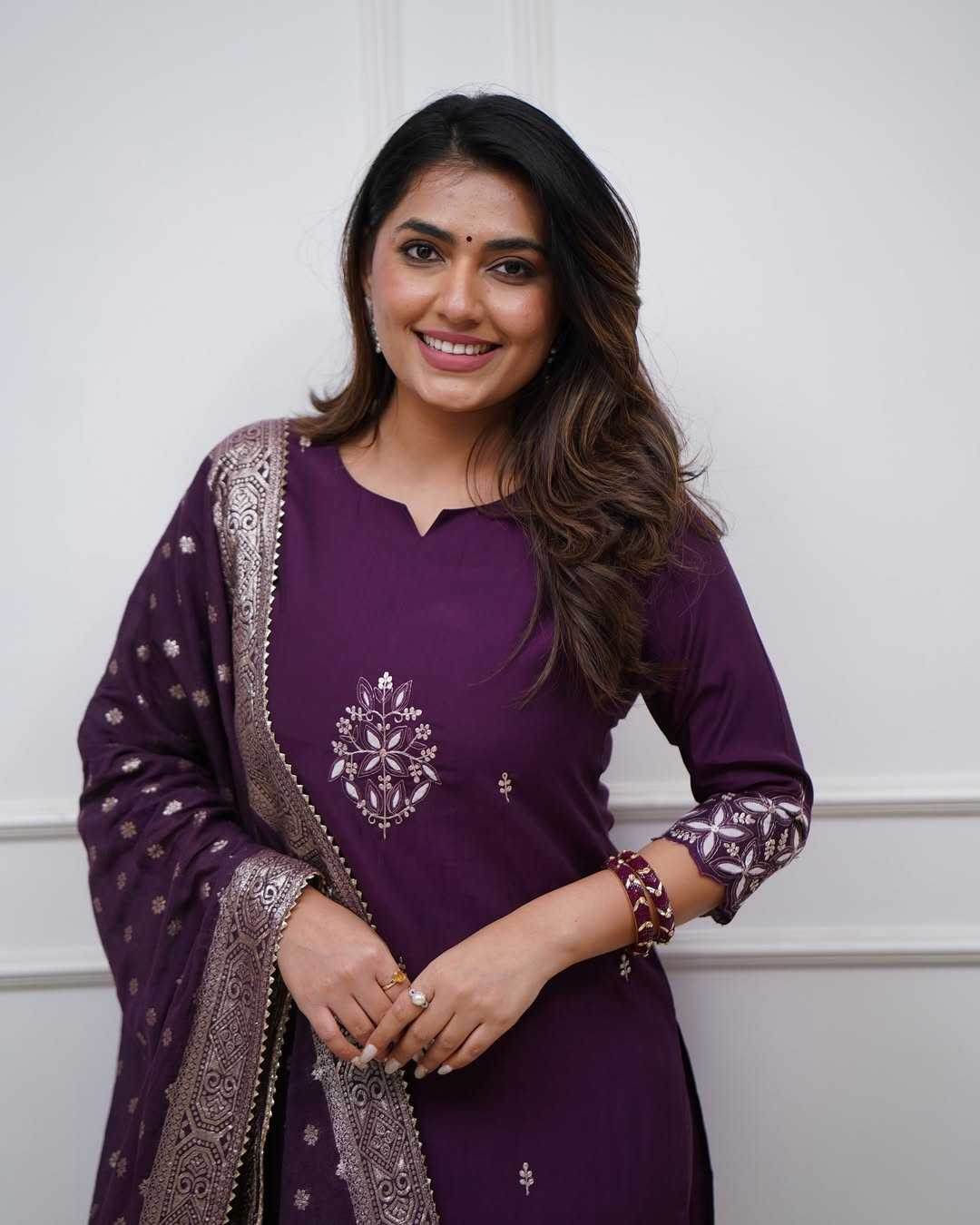 Chanderi Silk Ladies Embroidery Suits - MYLUXURY LANE ENTERPRISE